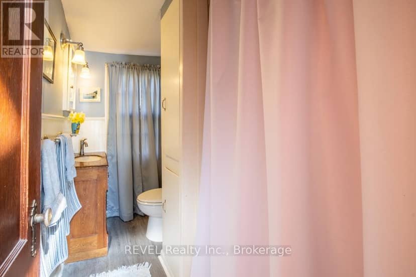 11211 Harbourview Road — photo 33 of 40