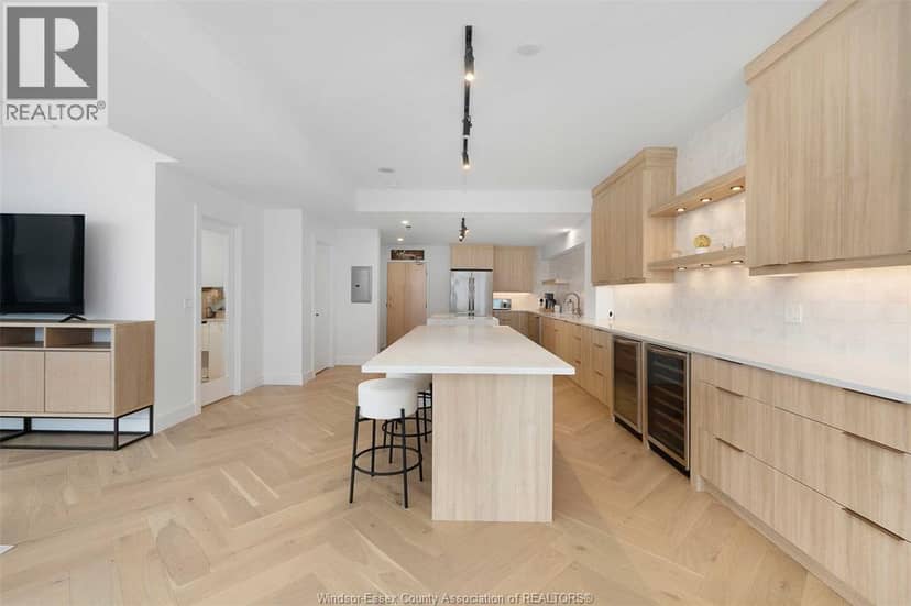 515 RIVERSIDE DRIVE West Unit# 1701 — photo 7 of 40
