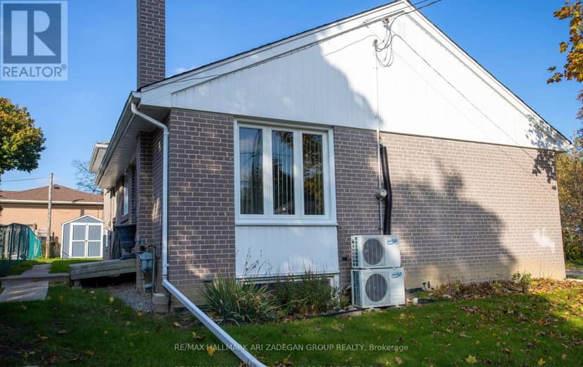210 Harrygan Crescent — photo 35 of 36