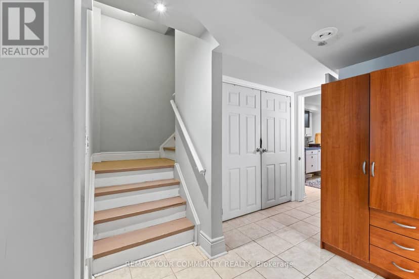 164 Dewell Crescent — photo 31 of 39