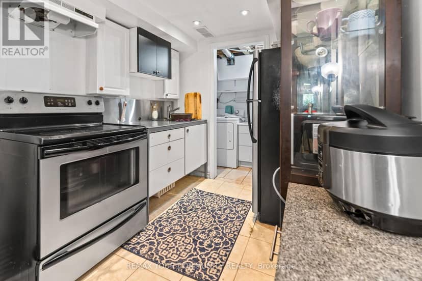 164 Dewell Crescent — photo 35 of 39