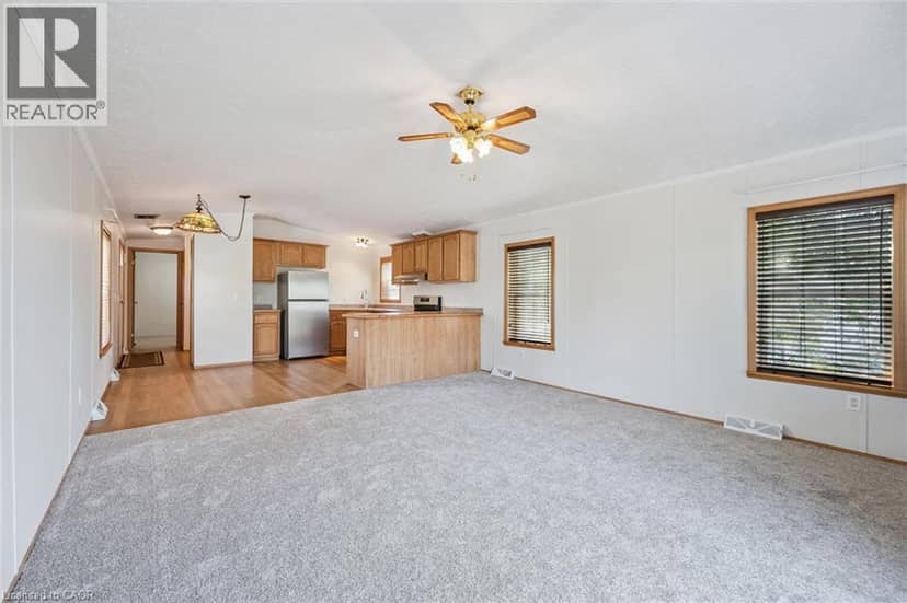 21 TRILLIUM BEACH Drive — photo 16 of 29