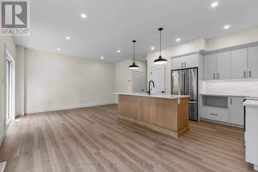 117 James Street, North Middlesex, photo 6