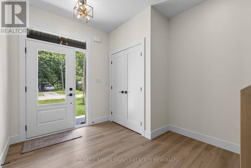 119 James Street — photo 2 of 39