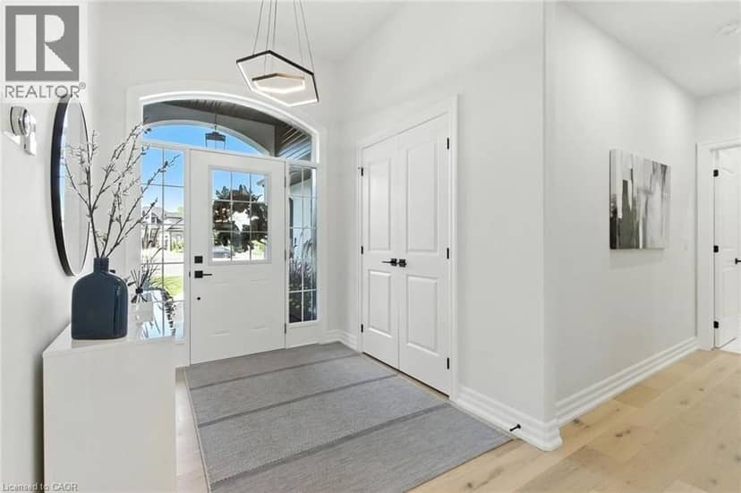270 CHARLES Street — photo 3 of 40