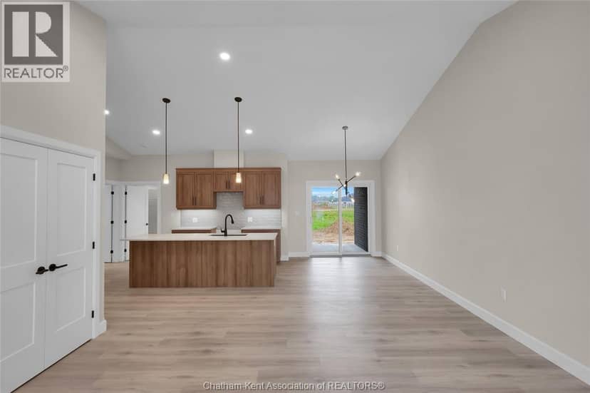 583 KEIL TRAIL North — photo 3 of 31