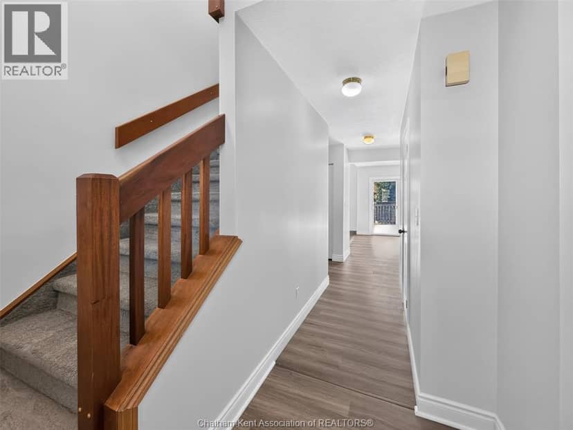 102 Northern Pine Place — photo 13 of 40