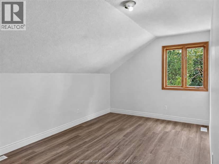 102 Northern Pine Place — photo 26 of 40