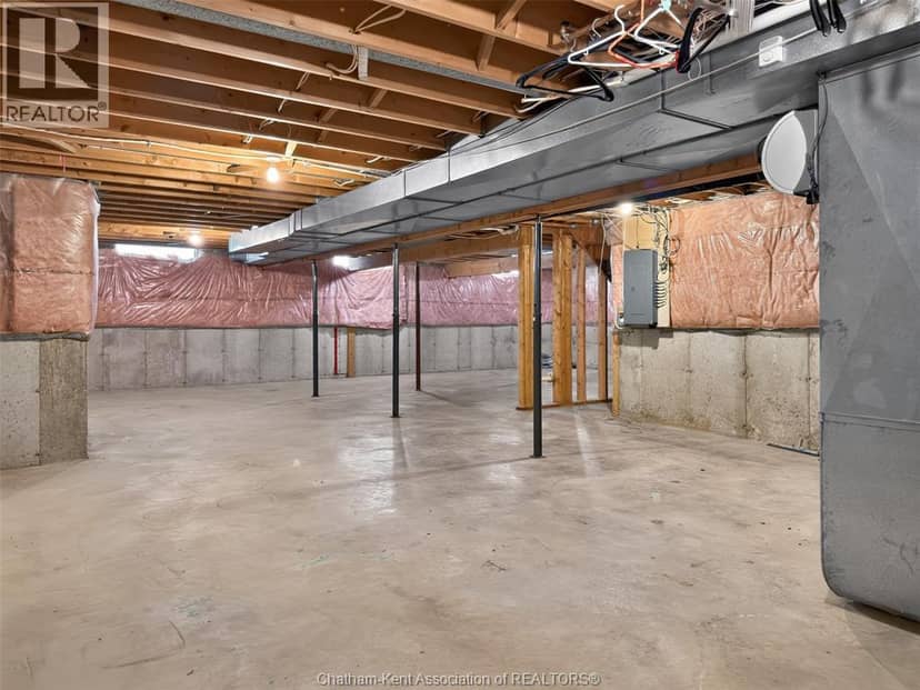 102 Northern Pine Place — photo 34 of 40