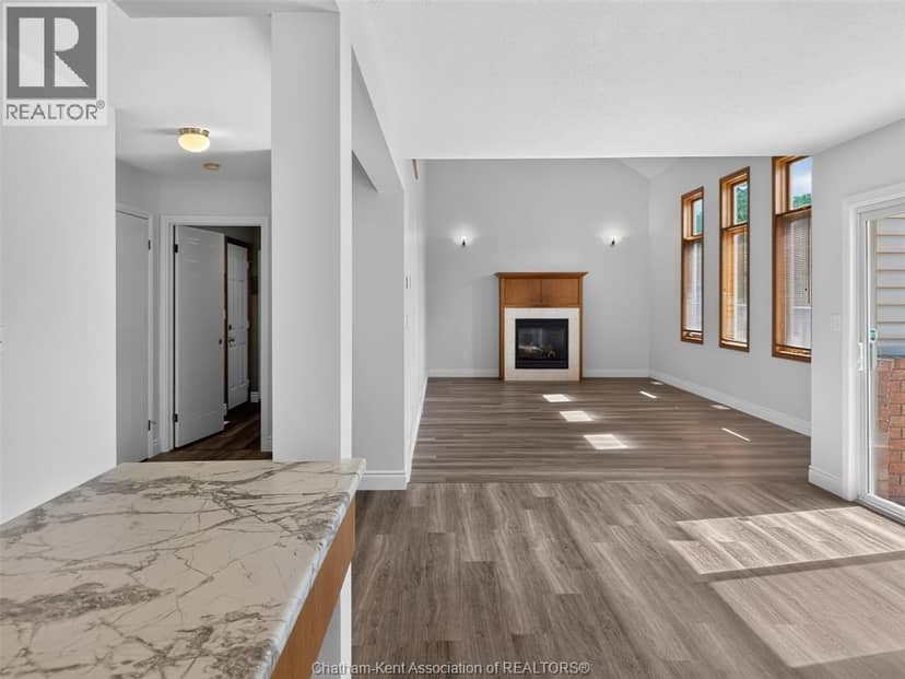 102 Northern Pine Place — photo 7 of 40