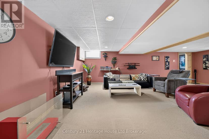 256 Markwell Street — photo 18 of 31