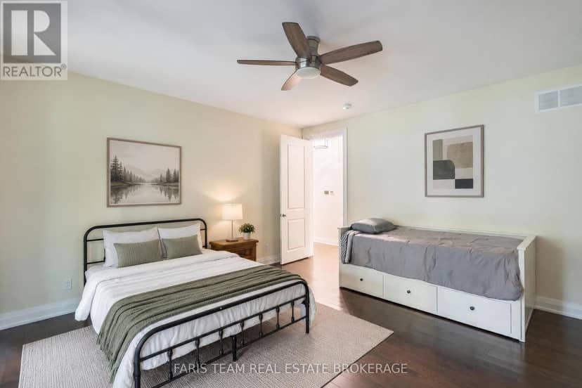 34 Oakwood Avenue — photo 20 of 39