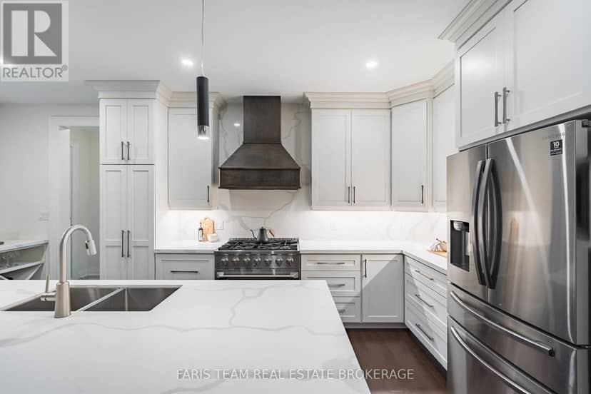 34 Oakwood Avenue — photo 9 of 39