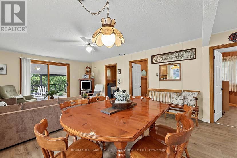 1085 River Road E — photo 12 of 40