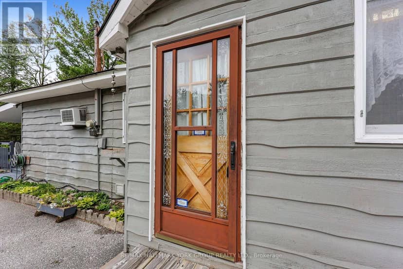 1085 River Road E — photo 4 of 40