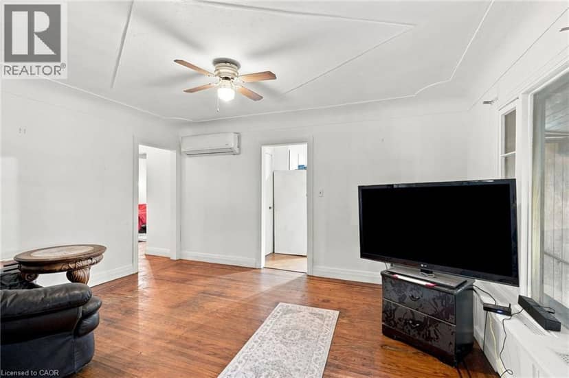 698 YORK Road — photo 16 of 35