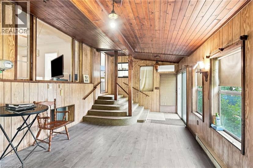 698 YORK Road — photo 10 of 35