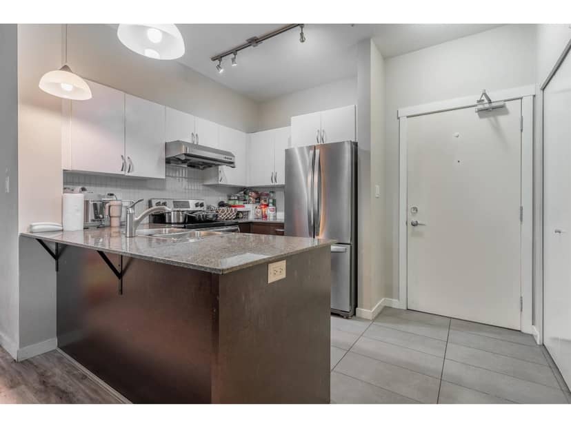 220 13789 107A AVENUE, Surrey, photo 7