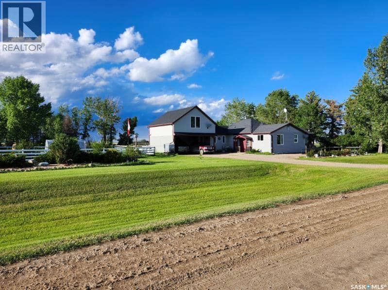 Bell Acreage, Benson Rm No. 35, photo 2