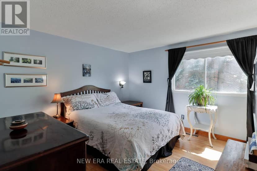 37 Glenthorne Drive — photo 25 of 40
