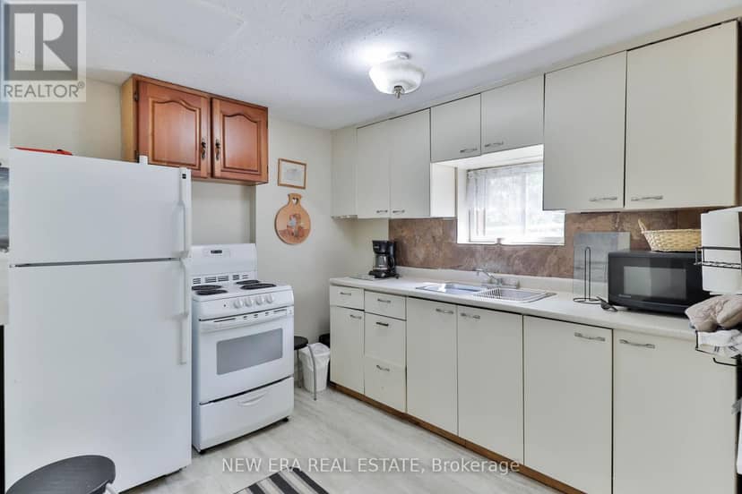 37 Glenthorne Drive — photo 37 of 40