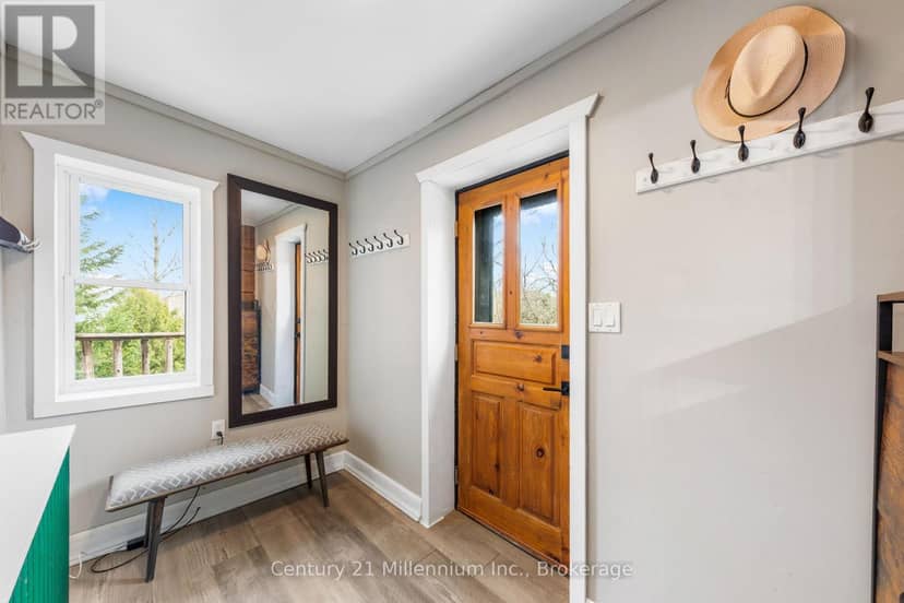 415877 Tenth Line — photo 5 of 40