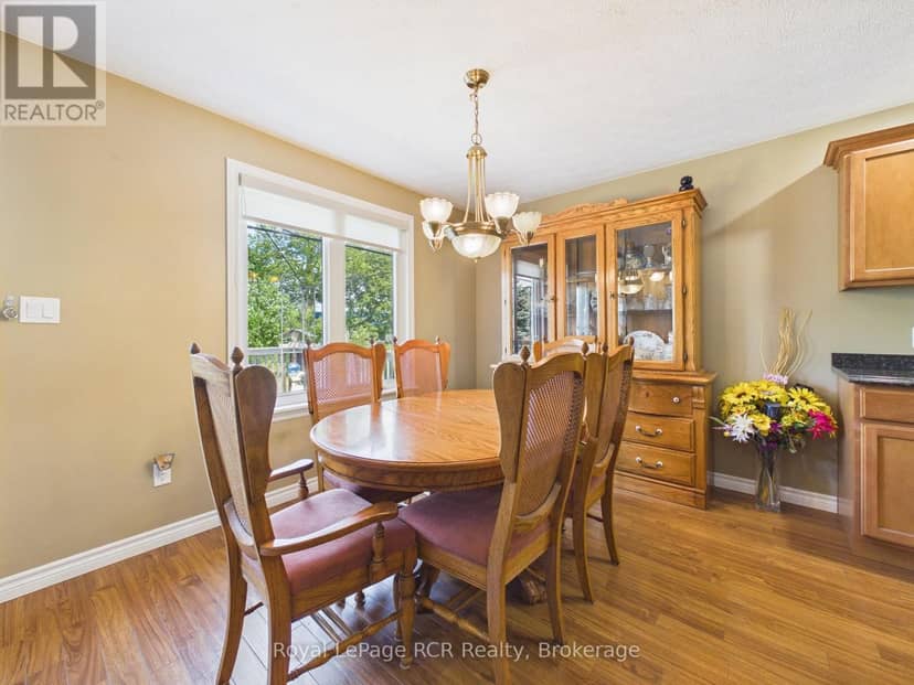51 Alfred Street — photo 11 of 40