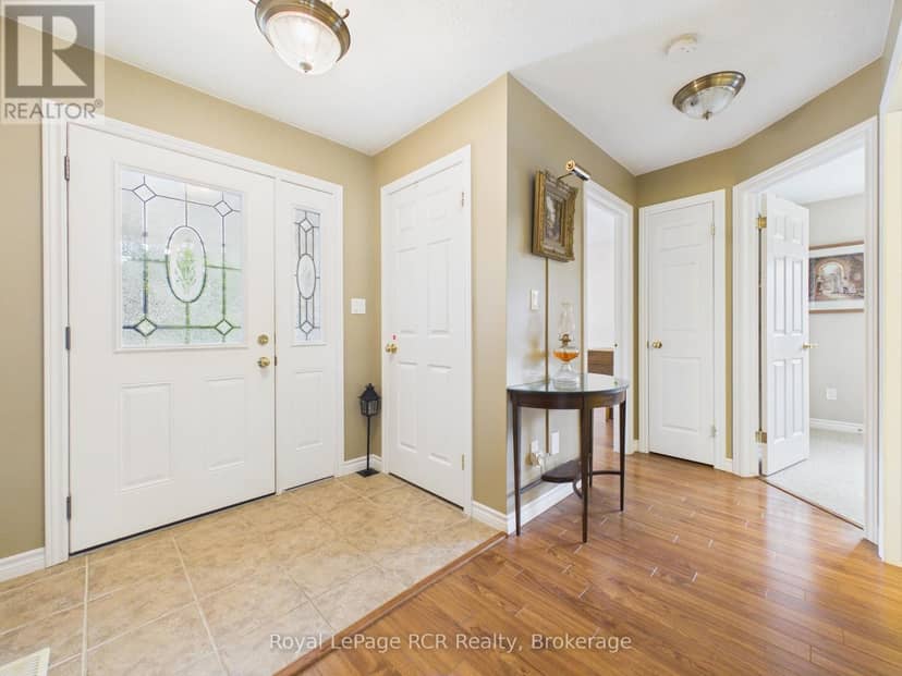 51 Alfred Street, North Huron, photo 4