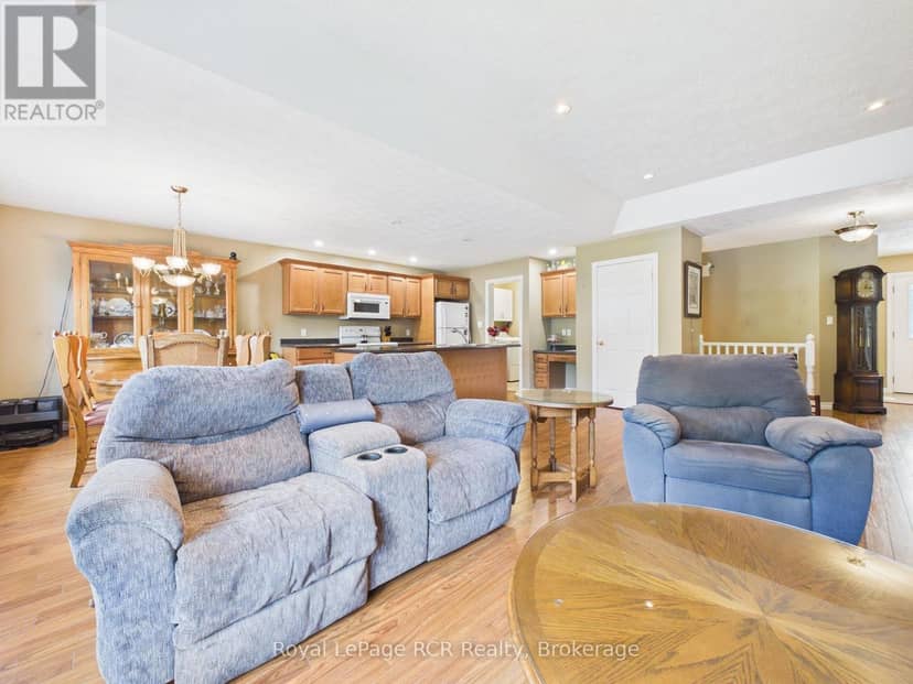51 Alfred Street, North Huron, photo 7