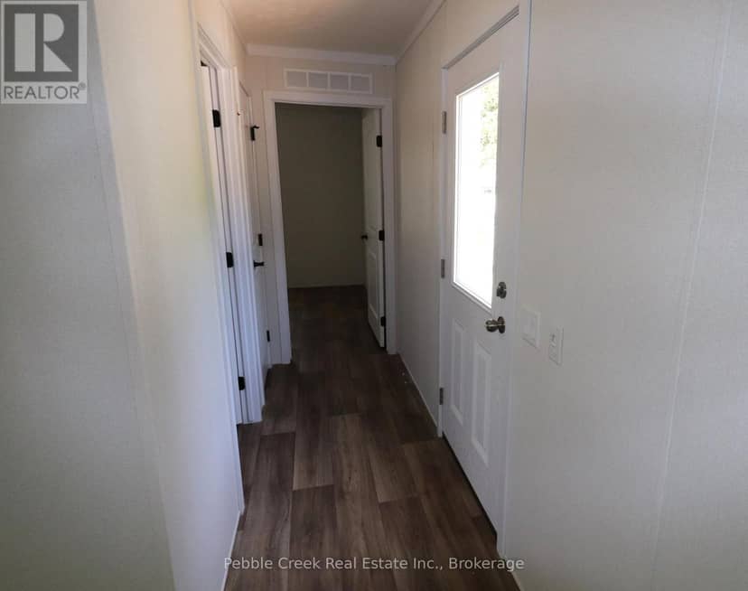 7 Sutton Drive — photo 16 of 25