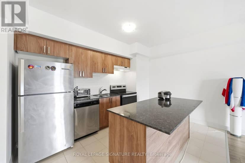 504 - 5 Chef Lane — photo 11 of 25