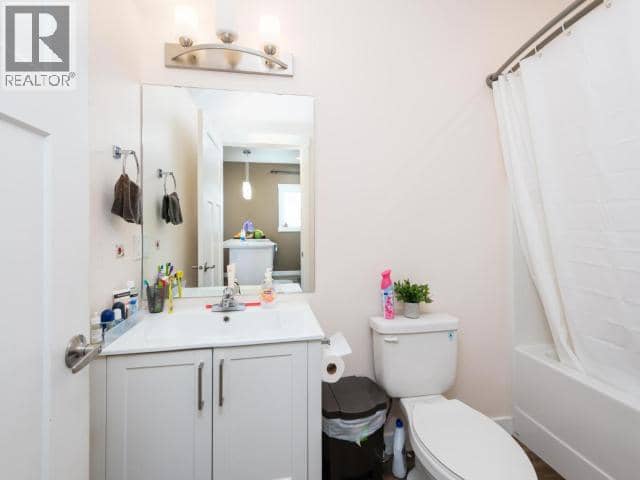 116-25 Gleaner Avenue — photo 11 of 18