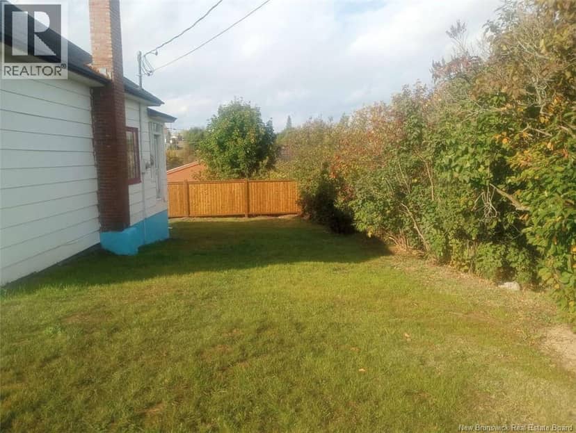 371 Goderich Street — photo 15 of 39
