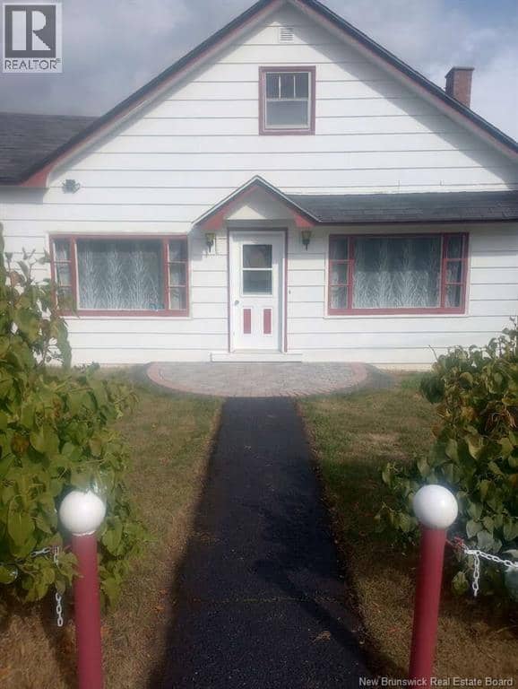 371 Goderich Street — photo 2 of 39