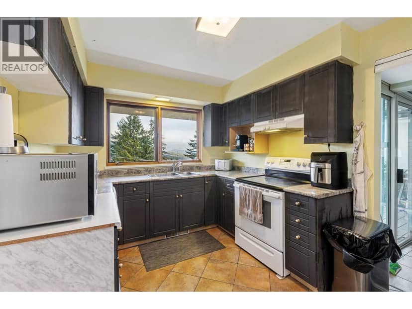 556 BALLANTREE ROAD, West Vancouver, photo 6