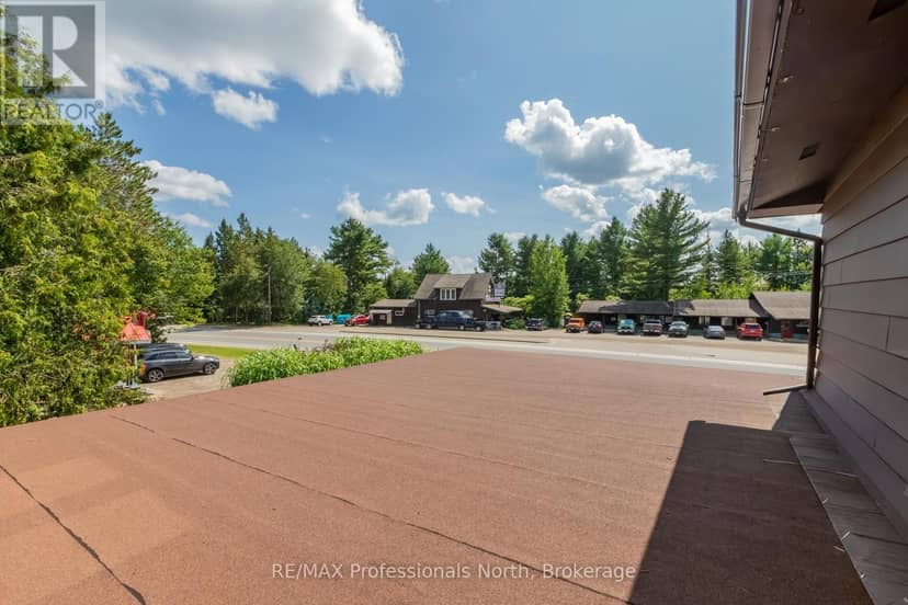 2831 60 Highway — photo 21 of 40
