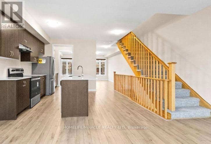 109 - 585 Colborne Street E — photo 12 of 27