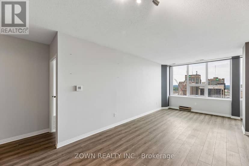 2205 - 389 Dundas Street — photo 5 of 23