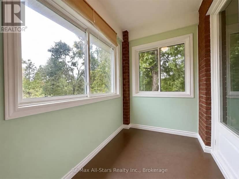 3 Governors Drive — photo 15 of 40