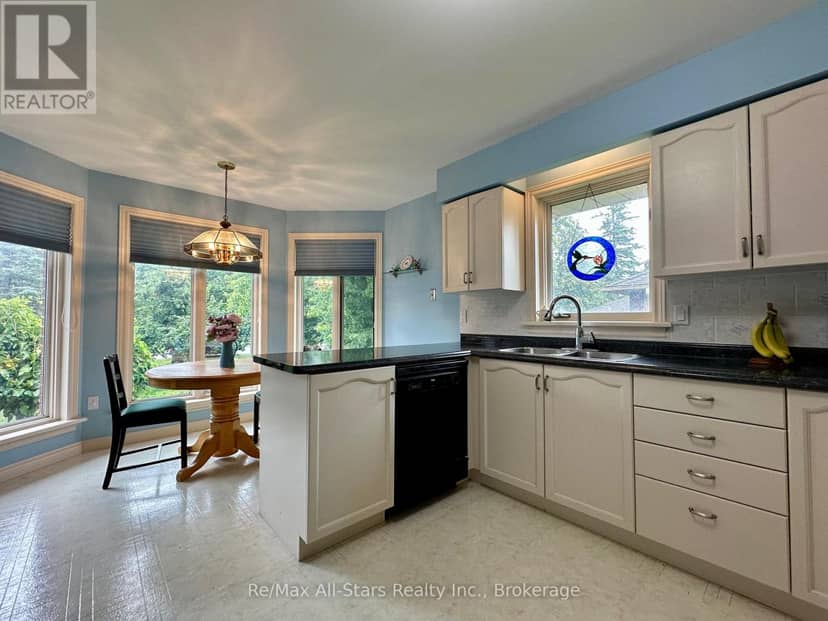 3 Governors Drive, Kawartha Lakes, photo 5