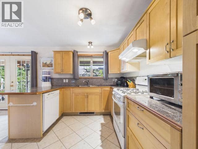 5072 PROSPECT STREET, Texada Island, photo 4