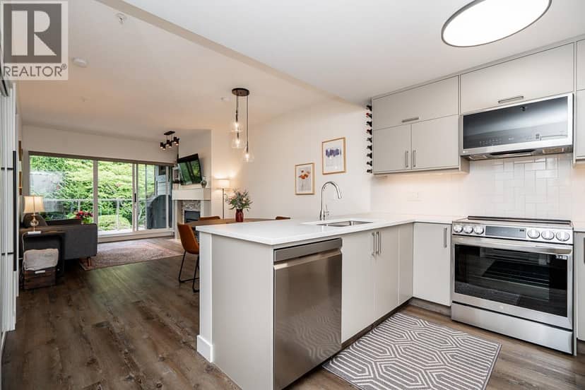 218 1120 TSATSU SHORES DRIVE, Delta, photo 6