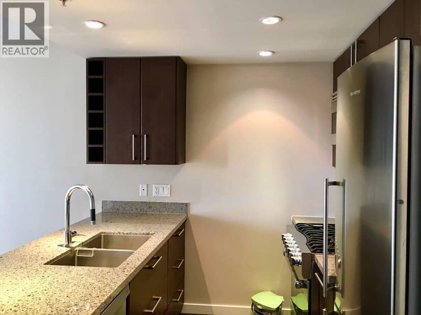 911 1708 COLUMBIA STREET, Vancouver, photo 5