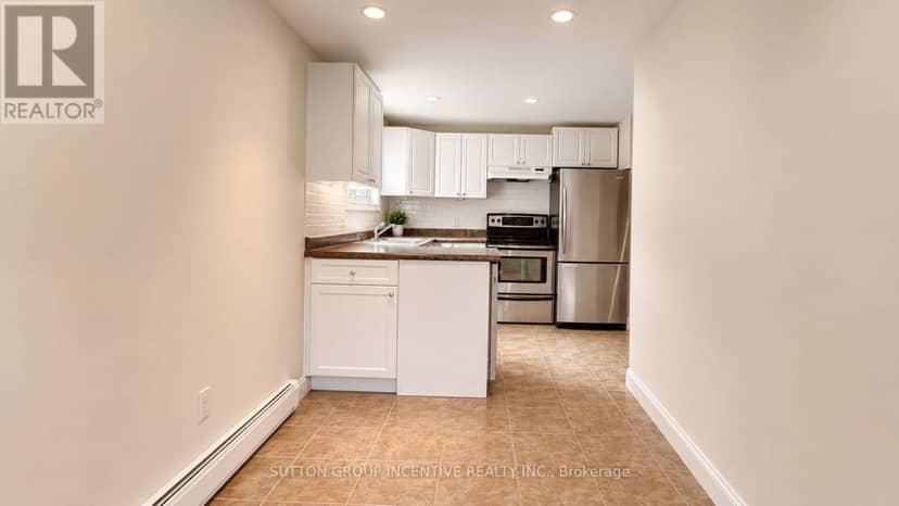 35 Davies Crescent — photo 20 of 25