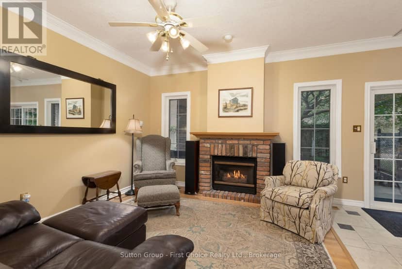 70 Crawford Street — photo 17 of 40
