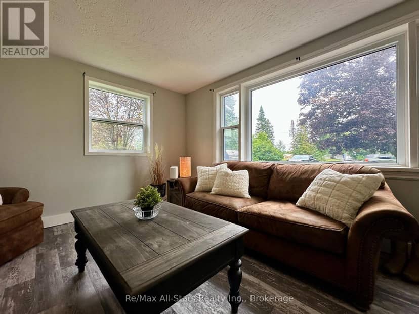815 County Road 8 Road, Kawartha Lakes, photo 4