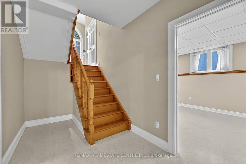 1603 Wedgewood Drive — photo 33 of 40