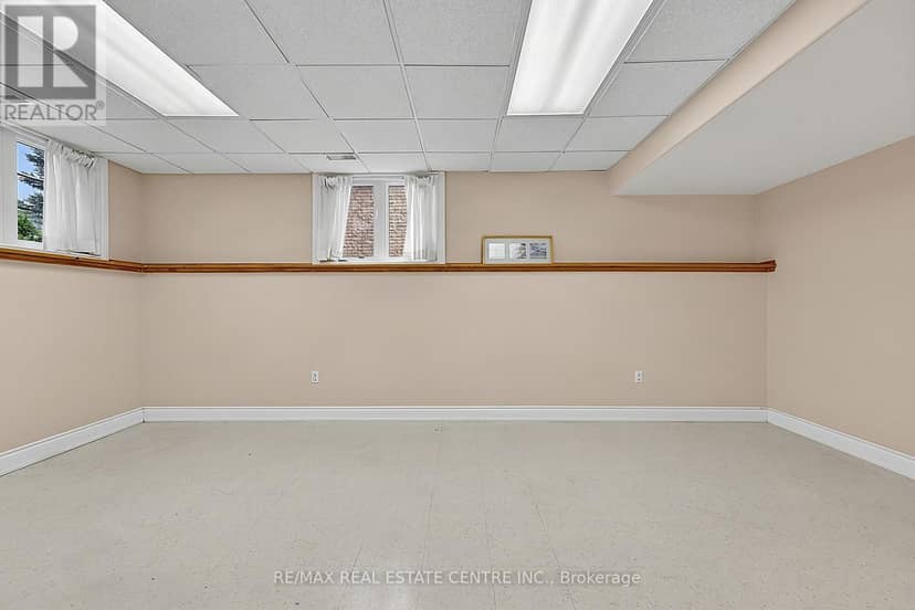 1603 Wedgewood Drive — photo 35 of 40