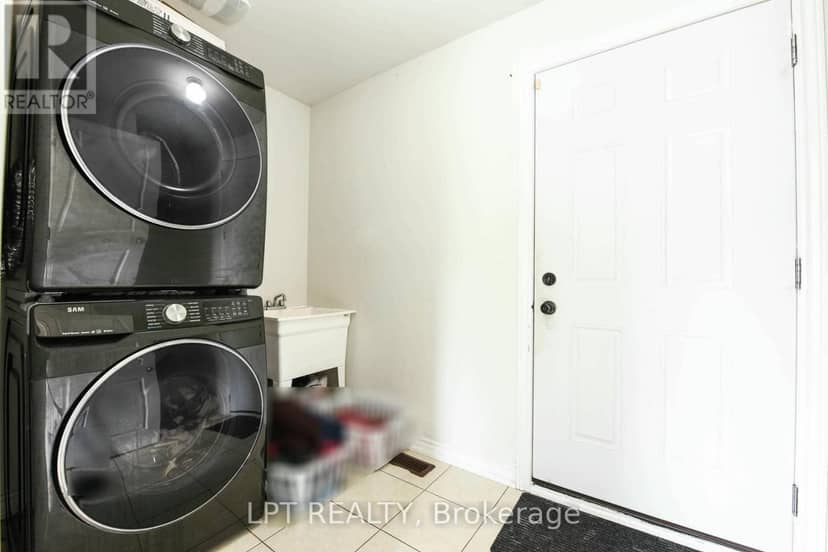 17 Gilford Street — photo 7 of 34