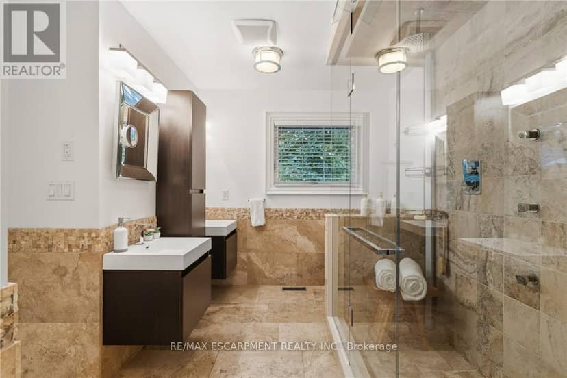 1063 Greenoaks Drive — photo 20 of 40